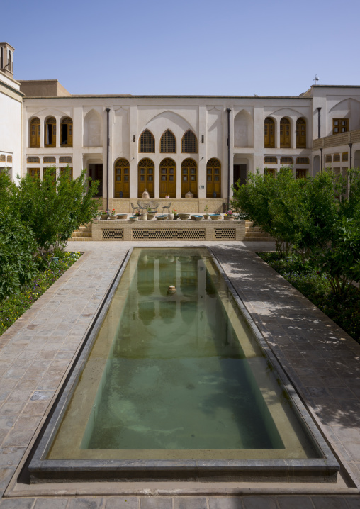 Manouchehri house and its huge basin, Isfahan province, Kashan, Iran