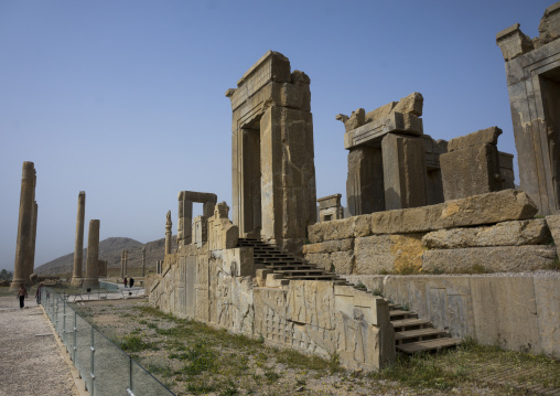 Ruins of apadana palace built by darius the great, Fars province, Persepolis, Iran