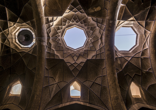Ceiling with its intricate and elaborate patterns of the old bazaar, Isfahan province, Kashan, Iran