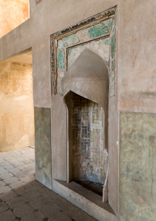 Chehel Sotoun Forty Columns Palace chime with a helmet shape, Isfahan Province, Isfahan, Iran