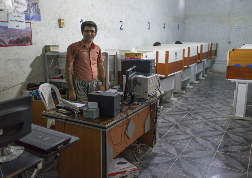 Internet Cafe, Marivan, Iran