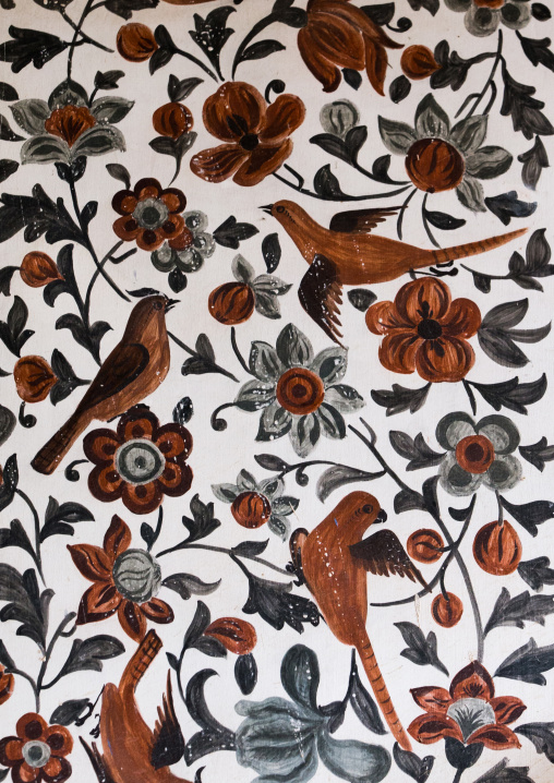 Detail Of A Painted Ceiling With Birds In Bagh-e Tarikhi-ye Fin Garden, Isfahan Province, Kashan, Iran
