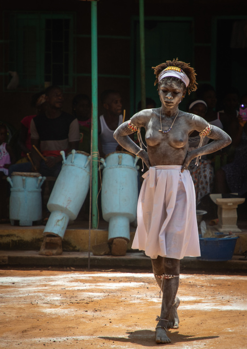 Komian woman during a ceremony in Adjoua Messouma Komians initiation centre, Moyen-Comoé, Aniassue, Ivory Coast