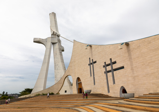 Roman catholic st. Paul's cathedral built by the italian architect Aldo Spirito at the initiative of Félix Houphouët-Boigny, Région des Lagunes, Abidjan, Ivory Coast