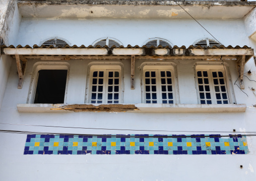 Old french colonial building formerly the Banque Centrale Africaine in the UNESCO world heritage area, Sud-Comoé, Grand-Bassam, Ivory Coast