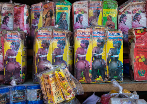 Ointment sold in a market to have big buttocks, Savanes district, Boundiali, Ivory Coast