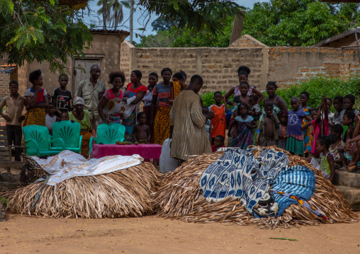 We Guere sacred masks dance during a ceremony, Guémon, Bangolo, Ivory Coast