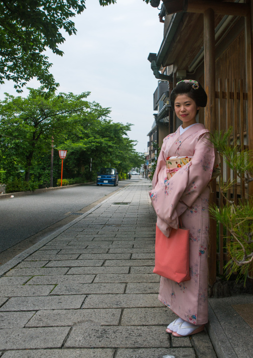 16 Years old maiko called chikasaya, Kansai region, Kyoto, Japan
