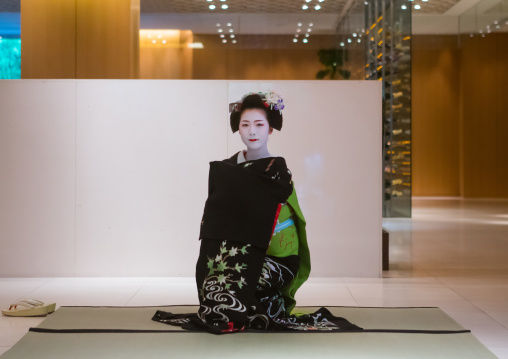 Maiko in hayatt hotel hall, Kansai region, Kyoto, Japan