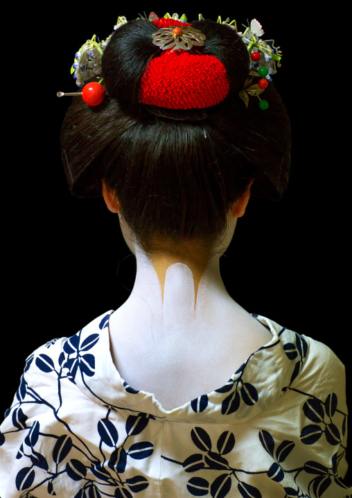16 Years old maiko back called chikasaya, Kansai region, Kyoto, Japan