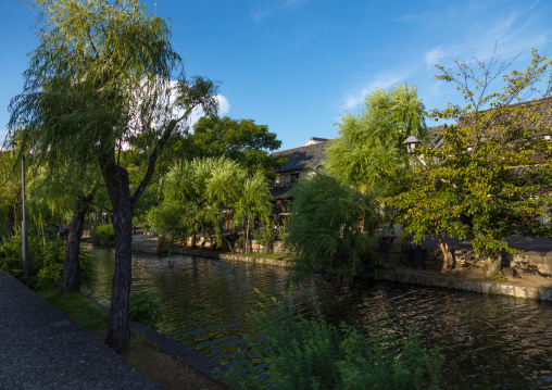 Old houses along the riverbank in Bikan historical quarter, Okayama Prefecture, Kurashiki, Japan