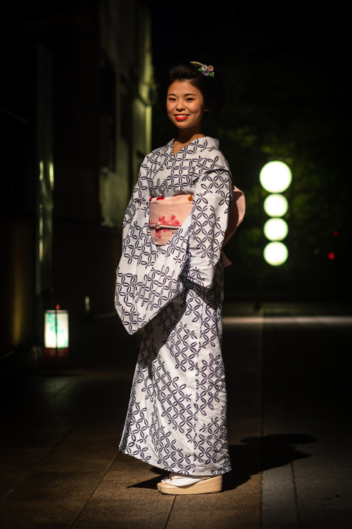 Portrait of a maiko called Chikasaya, Kansai region, Kyoto, Japan