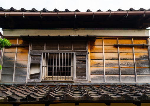 Traditional wooden house in the old samurai quarter, Ishikawa Prefecture, Kanazawa, Japan