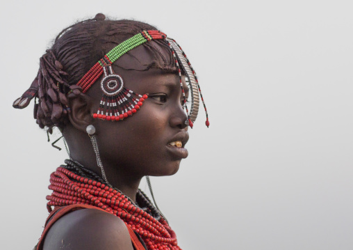 Dassanech tribe younf woman, Turkana lake, Loiyangalani, Kenya