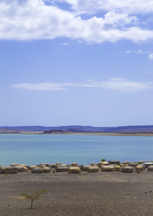 Grass huts in el molo tribe village, Turkana lake, Loiyangalani, Kenya
