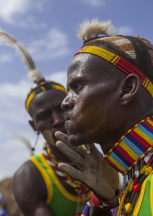 Men make up in dassanech tribe, Turkana lake, Loiyangalani, Kenya