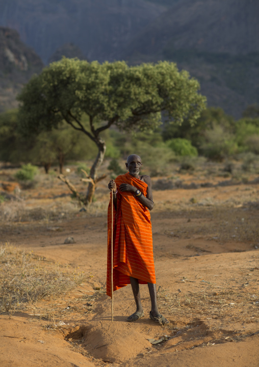 Rendille blind tribe old man, Marsabit district, Ngurunit, Kenya