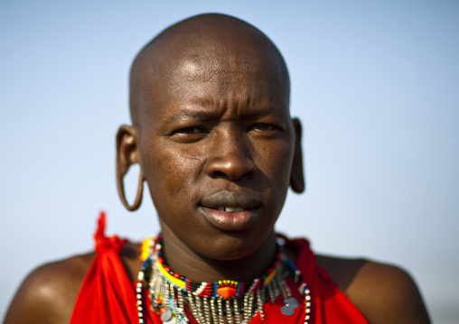 Portrait of a Maasai tribe man, Rift Valley Province, Maasai Mara, Kenya