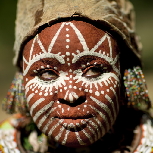 Kikuyu tribe woman with traditional make up, Laikipia County, Thomson waterfalls, Kenya