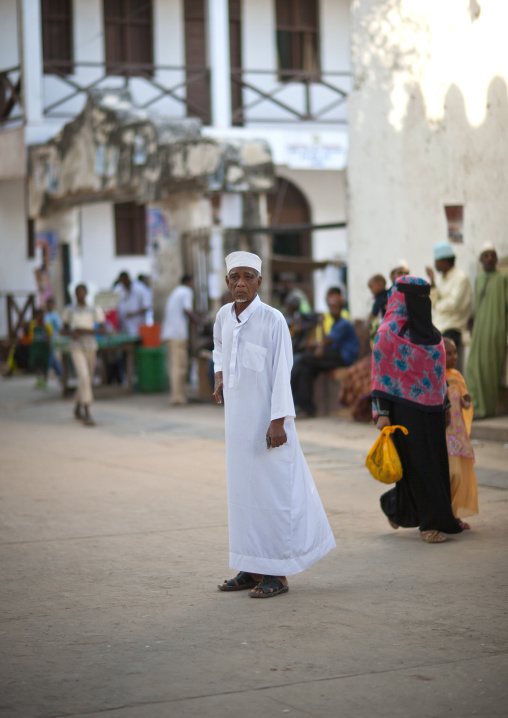 Old muslim man in the street, Lamu County, Lamu, Kenya