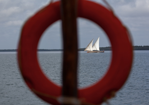 Dhow sailing on the indian ocean, Lamu County, Lamu, Kenya