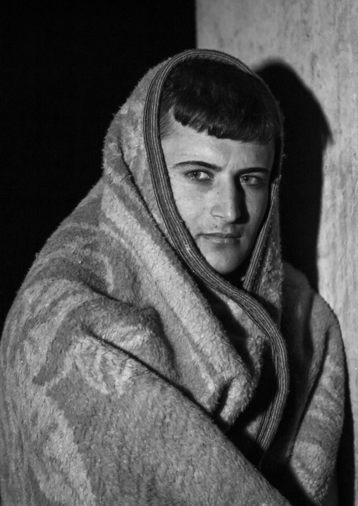 Yezedi Refugee From Sinjar Suffering From The Cold, Duhok, Kurdistan, Iraq