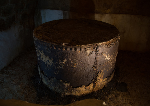 Ezzeddine hamam heater, North Governorate, Tripoli, Lebanon