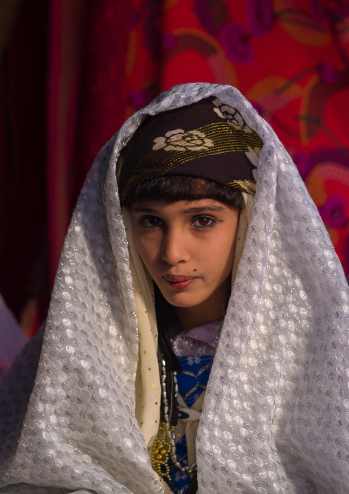 Tuareg girl in traditional clothing, Tripolitania, Ghadames, Libya