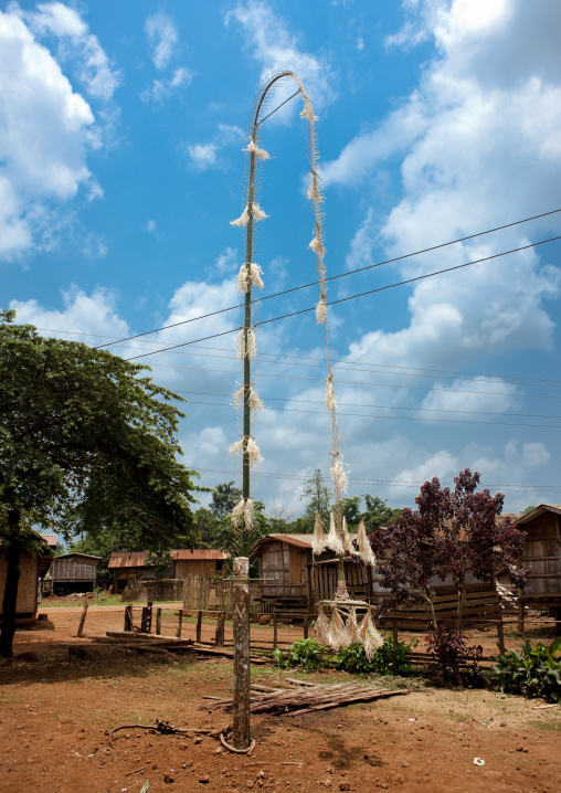 Alak tribe statue for wedding, Boloven, Laos