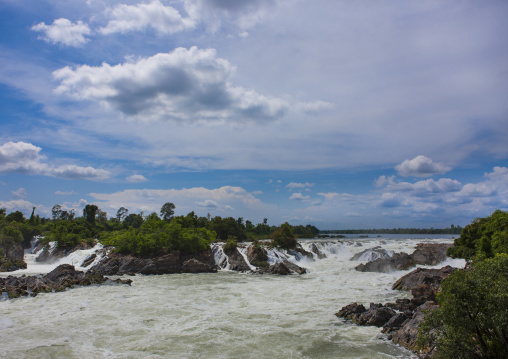 Li phi waterfall, Don khong island, Laos