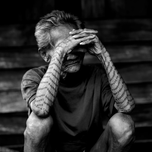 Tattooed khmu minority man, Xieng khouang, Laos