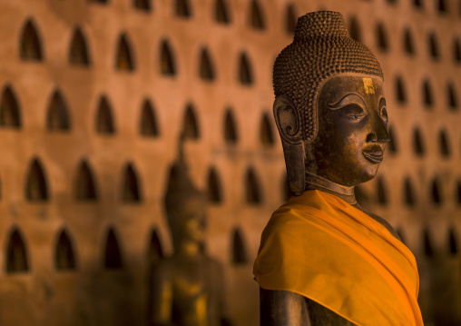 Buddha statue at vat sisaket, Vientiane, Laos
