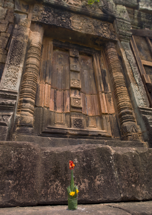 Door at wat phu khmer temple, Champasak, Laos