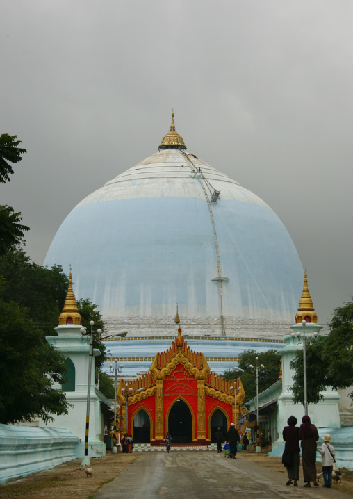 Kaunghmudaw Paya Rajamanisula Pagoda, Sagaing, Mandalay, Myanmar