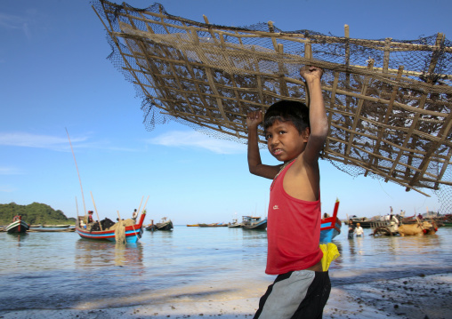 Ngapali Fisherman Kid, Myanmar