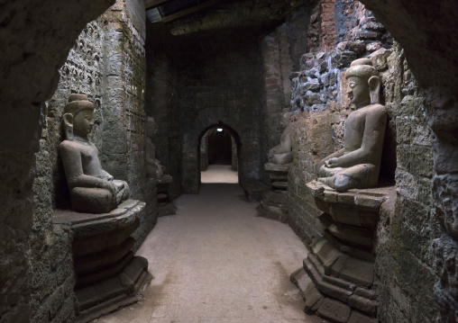 Buddha Statues In Kothaung Temple, Mrauk U, Myanmar