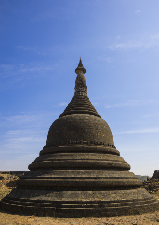 Kothaung Temple, Mrauk U, Myanmar
