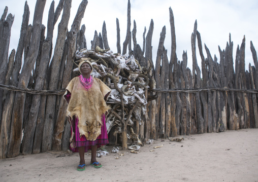 The Queen Of The Okwanyama, Omhedi, Namibia