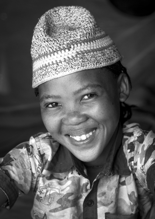 Bushman Woman, Tsumkwe, Namibia
