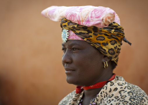 Herero Woman Dressed In Traditional Victorian Style, Opuwo, Namibie