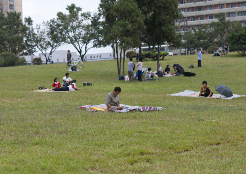 North Korean people resting in a public garden, Pyongan Province, Pyongyang, North Korea