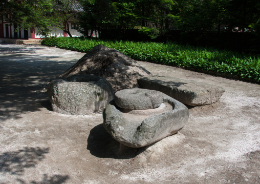 Pohyon-sa Korean buddhist temple, North Pyongan Province, Myohyang-san, North Korea