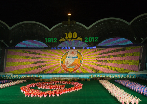 Panoramic view of the Arirang mass games with North Korean performers in may day stadium, Pyongan Province, Pyongyang, North Korea