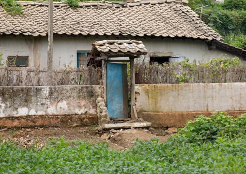 House gate in the countryside, North Hwanghae Province, Kaseong, North Korea