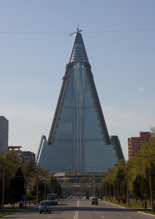 The pyramid-shaped Ryugyong hotel, Pyongan Province, Pyongyang, North Korea