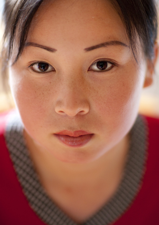 Portrait of a North Korean woman, North Hamgyong Province, Jung Pyong Ri, North Korea
