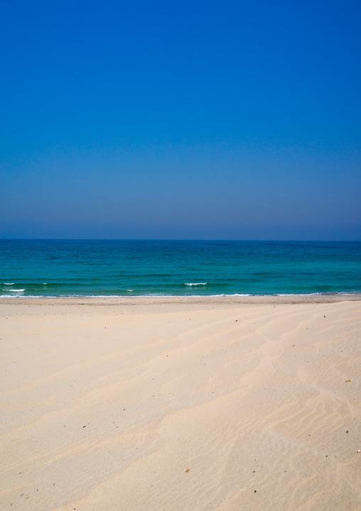 Empty beach, Musandam Governorate, Khasab, Oman