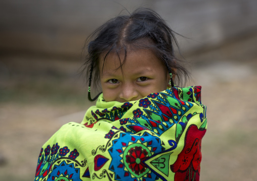 Panama, Darien Province, Puerta Lara, Wounaan Tribe Girl