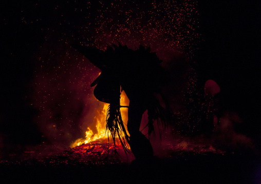 Dancer with a giant mask during a Baining tribe fire dance, East New Britain Province, Rabaul, Papua New Guinea
