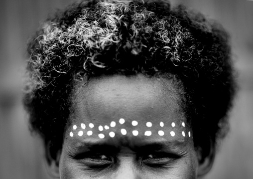 Woman with makeup on the forehead, Autonomous Region of Bougainville, Bougainville, Papua New Guinea
